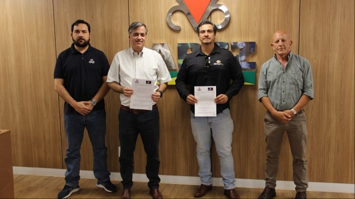Sêmen Plus doa material genético de touros Gir e Nelore à ABCZ para avaliação genômica