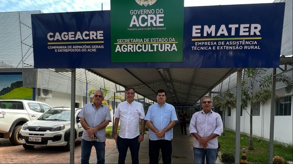 No Acre, Presidente da ABCZ assina acordo de cooperação técnica do Pró-Genética